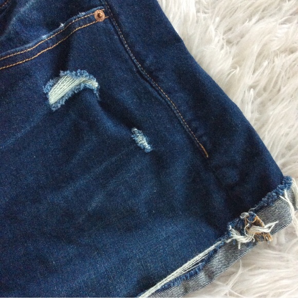 Old Navy Sky Hi A Line Distressed Denim Shorts - Picture 4 of 4